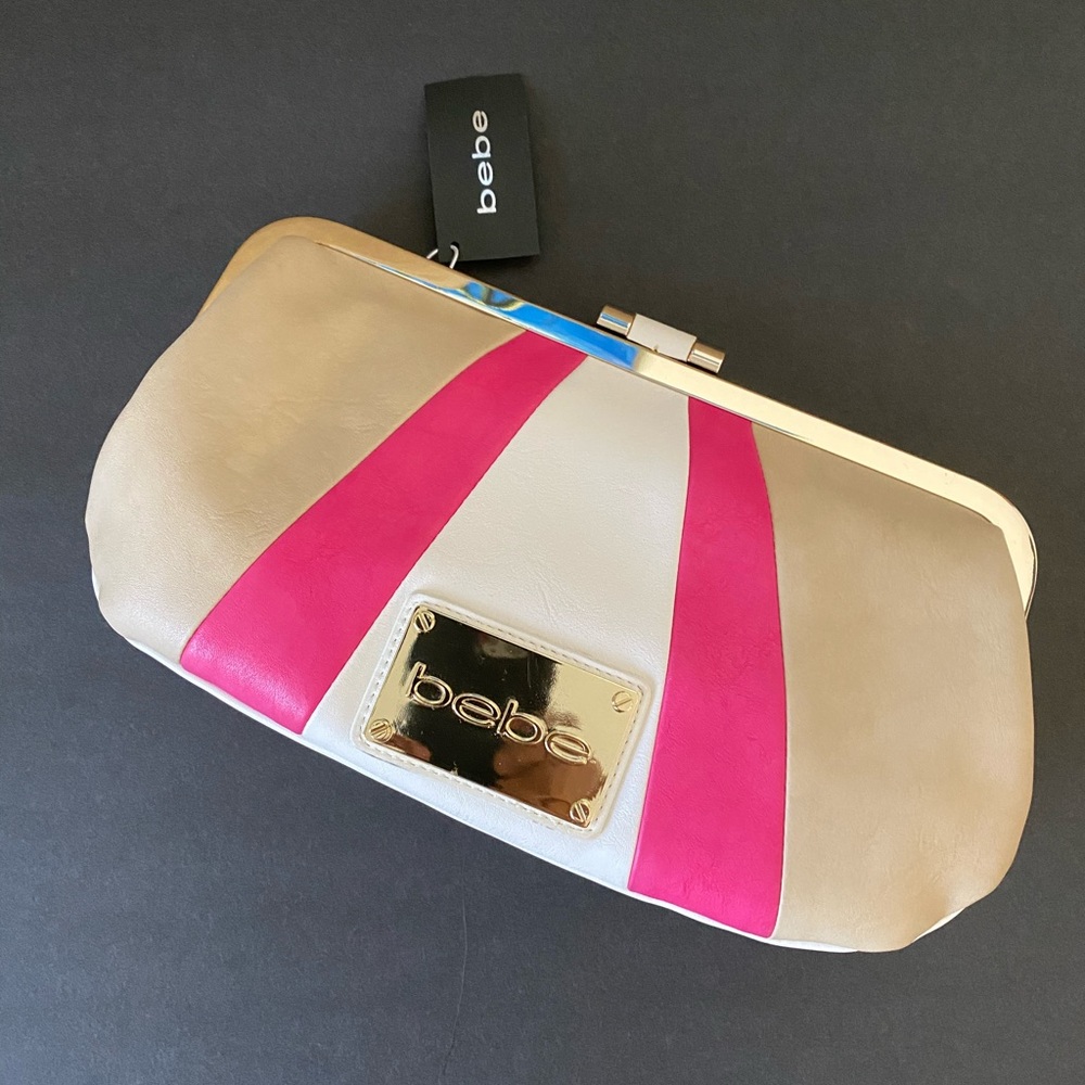 💥💥SOLD 💥💥Very Chic bebe purse 👛